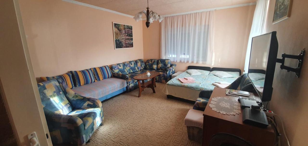 Ferienwohnung Viola Apartman Belapatfalva Exterior foto