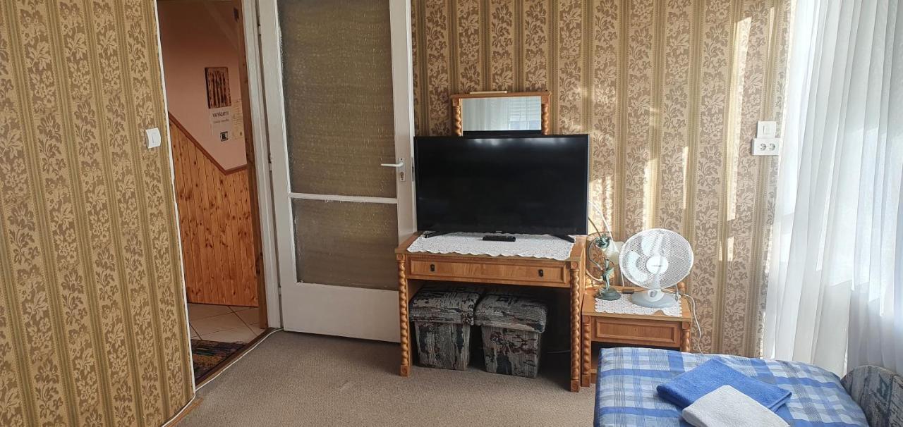 Ferienwohnung Viola Apartman Belapatfalva Exterior foto